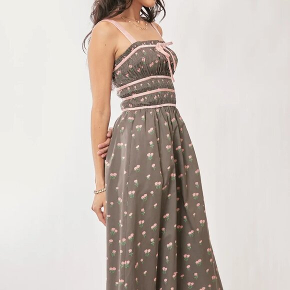 Davi & Dani Contrast Velvet Tape‎ Smocking Bodice Midi Dress - Picture 8 of 11